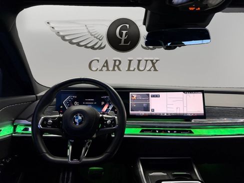 Used 2023 BMW 740i RWD image 10