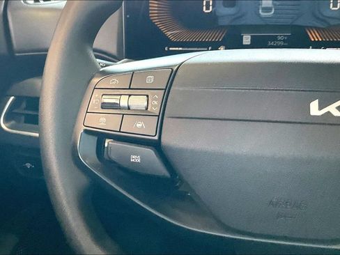 Used 2025 Kia K4 FWD image 8