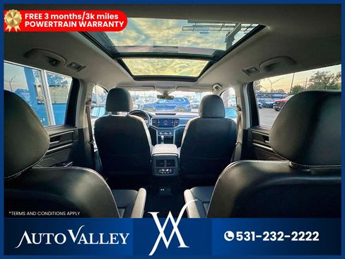 Used 2022 Volkswagen Atlas SEL R-Line AWD/4WD image 28