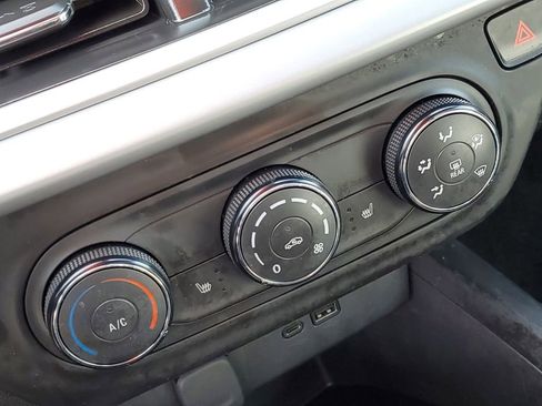 Used 2024 Chevrolet Trax RS w/ Driver Confidence Package image 15