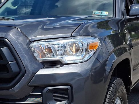 Used 2023 Toyota Tacoma SR w/ SR Convenience Package RWD image 9