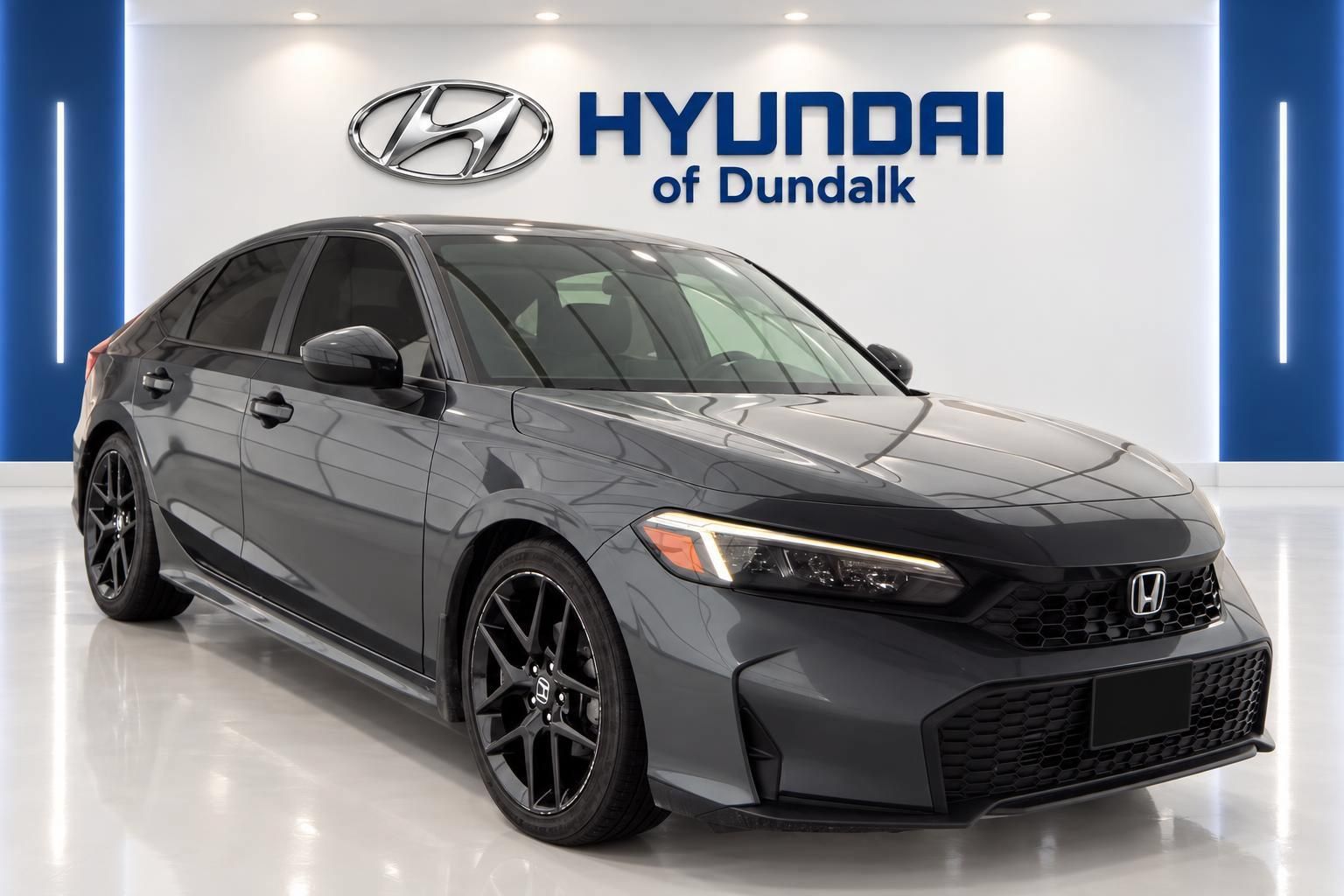 Used 2025 Honda Civic Sport image 3
