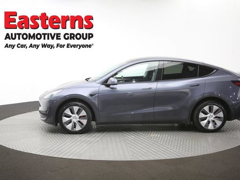 Used 2023 Tesla Model Y Long Range AWD/4WD image 55