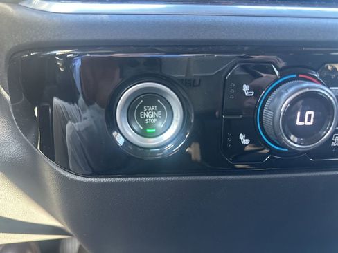 Used 2022 Chevrolet Silverado 1500 RST image 18