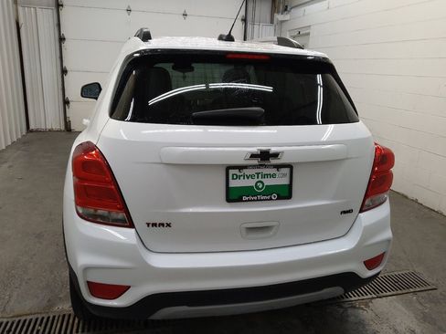 Used 2020 Chevrolet Trax LT w/ Redline Edition AWD/4WD image 6