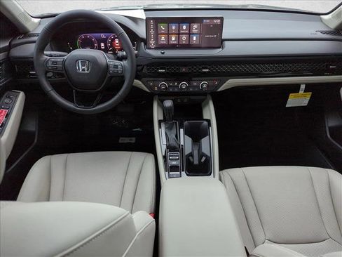 New 2025 Honda Accord EX-L image 15
