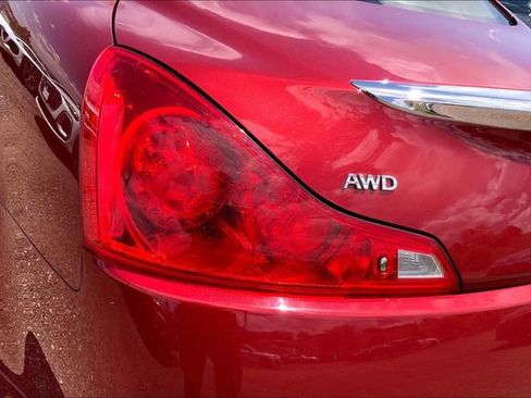 Used 2015 INFINITI Q60 AWD Coupe w/ Premium Package image 29