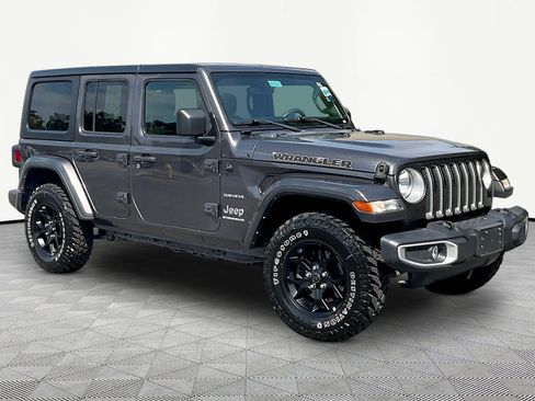 Used 2023 Jeep Wrangler Unlimited Sahara AWD/4WD image 3