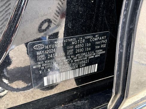 Used 2025 Genesis G70 3.3T Advanced w/ Sport Prestige Package image 59