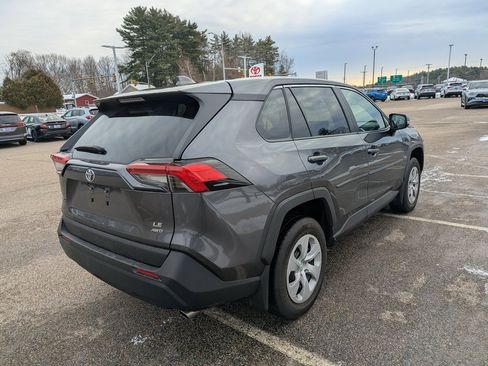 Used 2024 Toyota RAV4 LE image 6