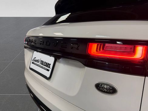 Used 2019 Land Rover Range Rover Velar S AWD/4WD image 44