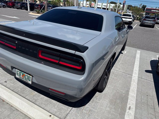 Used 2022 Dodge Challenger R/T w/ Driver Convenience Group RWD image 11