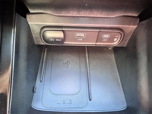 New 2025 Kia Telluride S image 21