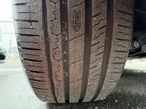 Used 2023 Tesla Model Y Long Range image 53