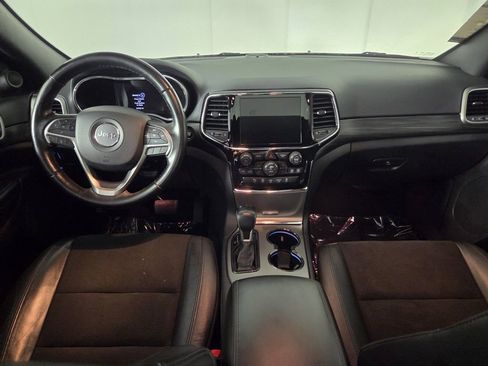 Used 2020 Jeep Grand Cherokee Laredo w/ Laredo X Package RWD image 27