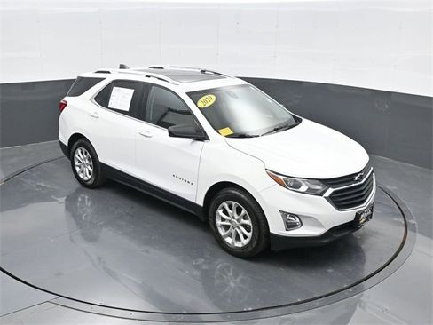 Used 2020 Chevrolet Equinox LT image 1
