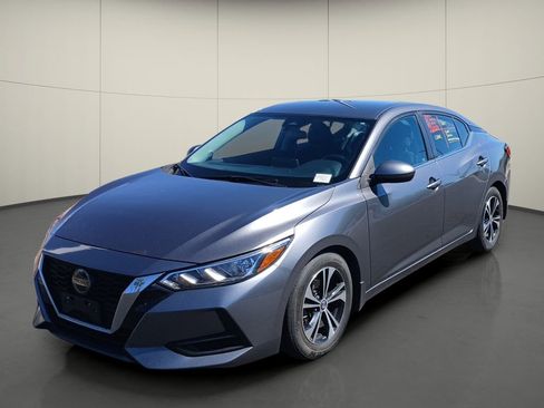 Used 2021 Nissan Sentra SV image 3