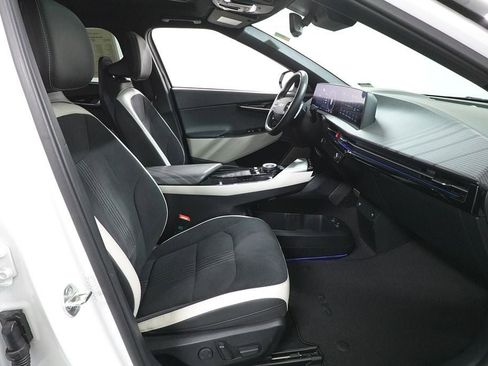 Used 2024 Kia EV6 GT-Line image 32