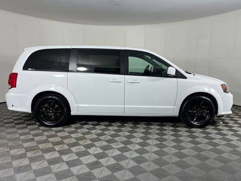 Used 2020 Dodge Grand Caravan GT image 5