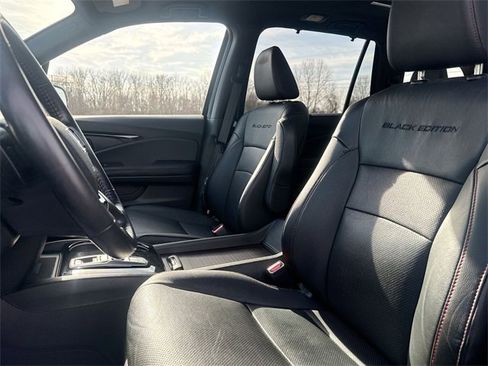 Used 2021 Honda Pilot Black Edition image 18
