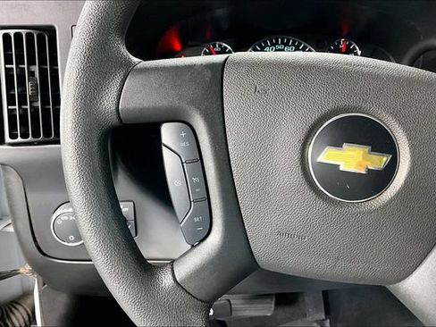 Used 2024 Chevrolet Express 3500 LT w/ LT Preferred Equipment Group RWD image 11