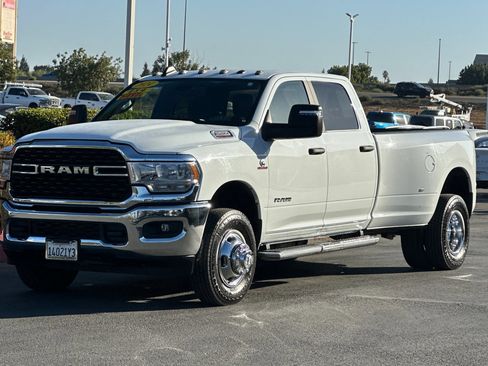 Used 2024 RAM 3500 Big Horn image 9