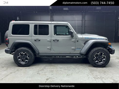 Used 2023 Jeep Wrangler Unlimited Rubicon 4xe w/ Steel Bumper Group image 7