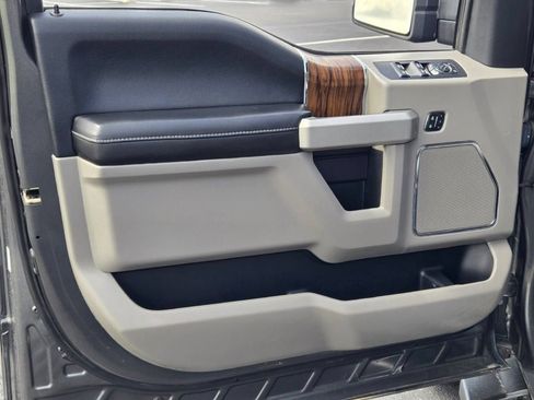 Used 2019 Ford F150 Lariat AWD/4WD image 23