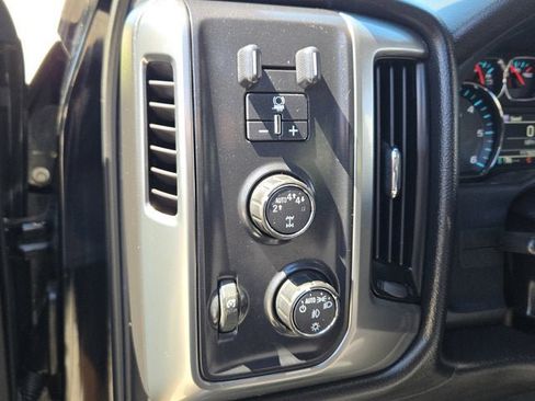 Used 2017 Chevrolet Silverado 1500 LT w/ Midnight Edition AWD/4WD image 22