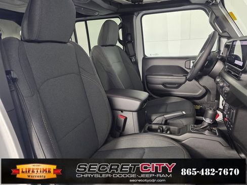 New 2026 Jeep Wrangler Unlimited Sport image 32