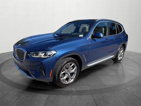 Used 2023 BMW X3 xDrive30i w/ Premium Package image 3