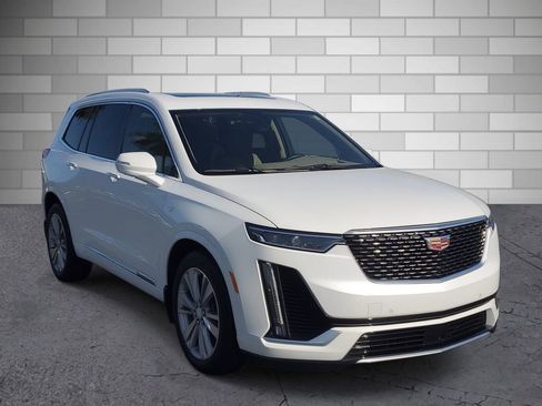 Certified 2024 Cadillac XT6 Premium Luxury w/ Platinum Package FWD image 6