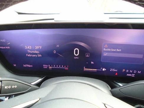 Certified 2025 Buick Envision Preferred image 7