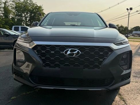 Used 2020 Hyundai Santa Fe SE image 4