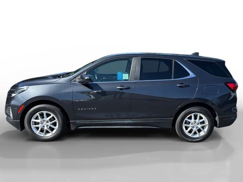 Used 2022 Chevrolet Equinox LT FWD image 2