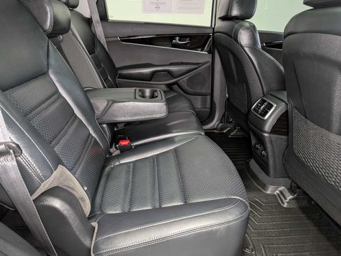 Used 2020 Kia Sorento EX AWD/4WD image 41