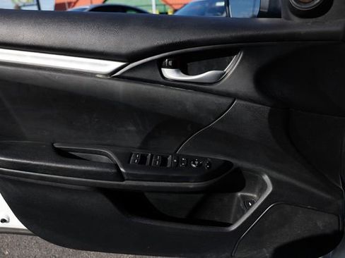 Used 2020 Honda Civic Sport image 45