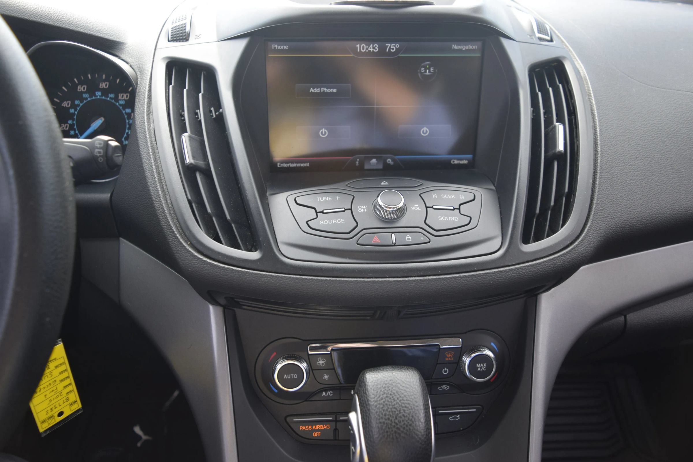 Used 2015 Ford Escape SE w/ SE Chrome Package FWD image 11