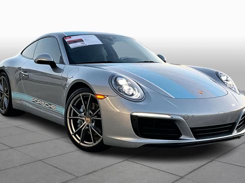 Used 2018 Porsche 911 Carrera image 3