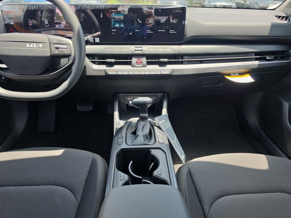 New 2026 Kia K4 FWD image 14