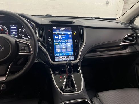Used 2025 Subaru Outback Limited image 20