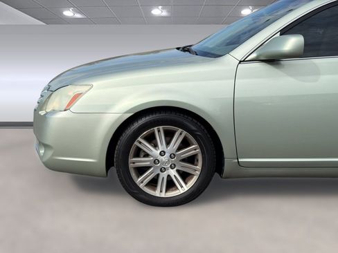 Used 2006 Toyota Avalon Limited FWD image 23