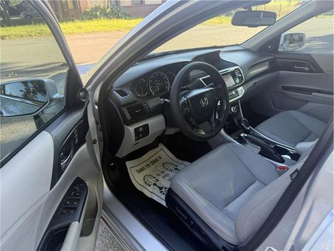 Used 2014 Honda Accord EX-L image 11