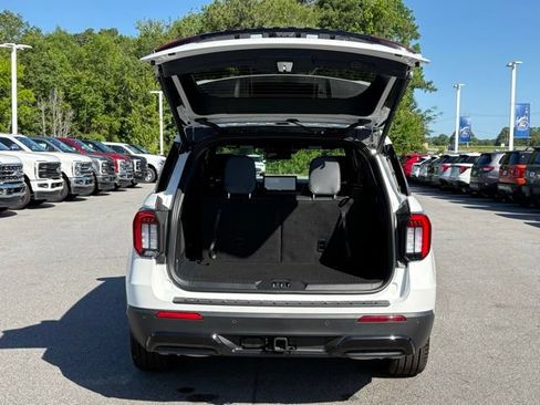 New 2026 Ford Explorer ST-Line w/ ST-Line Street Pack AWD/4WD image 22