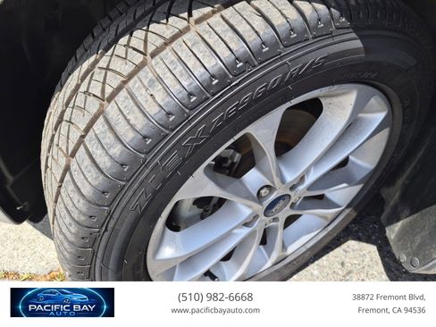Used 2020 Ford Fusion SE image 23