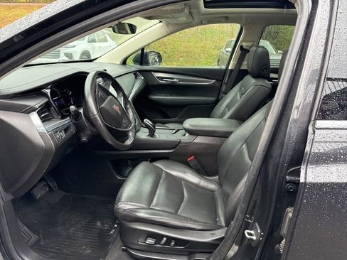Used 2019 Cadillac XT5 Luxury image 20