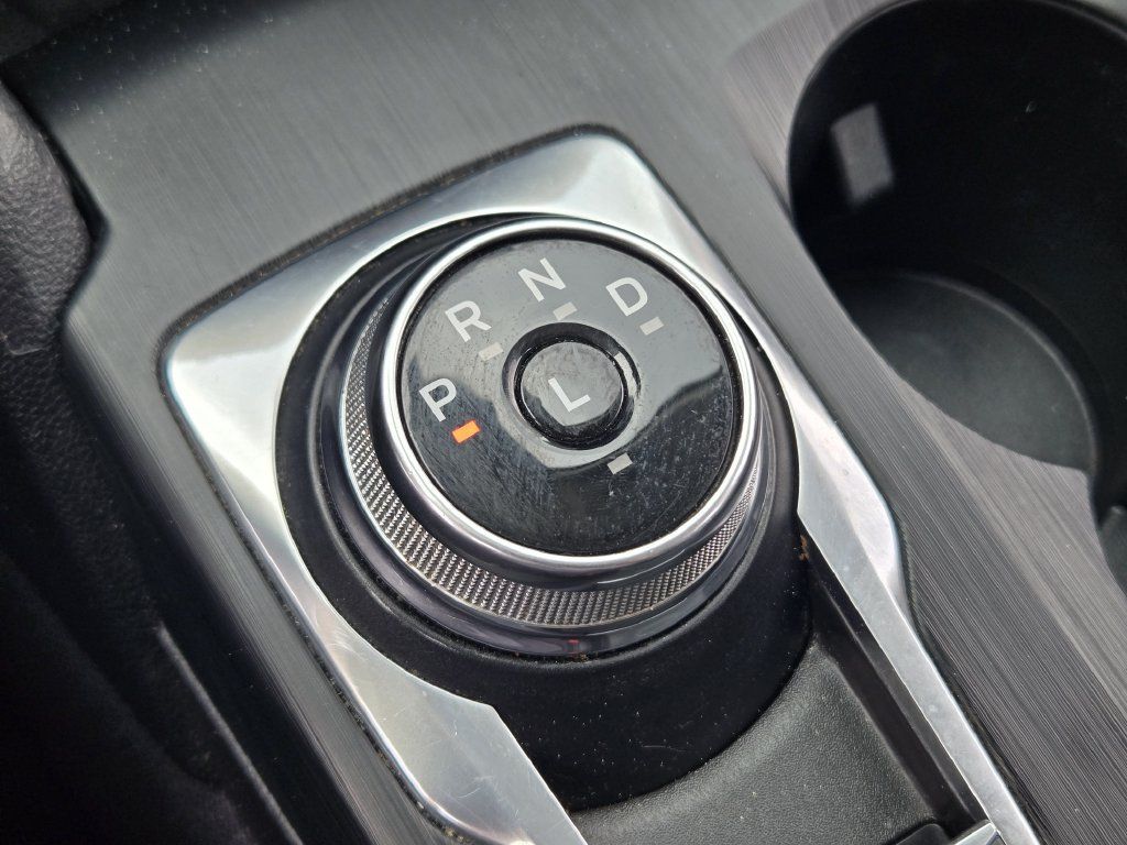 Used 2022 Ford Escape SEL w/ Technology Package FWD image 27