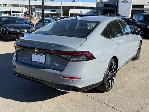 Certified 2025 Honda Accord Touring image 5