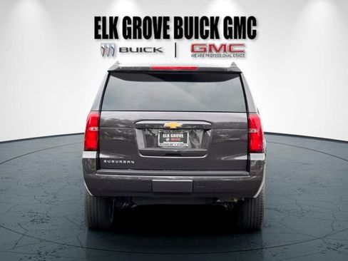 Used 2015 Chevrolet Suburban LT w/ Luxury Package RWD image 5