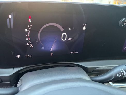 Used 2025 Buick Envista Preferred image 34